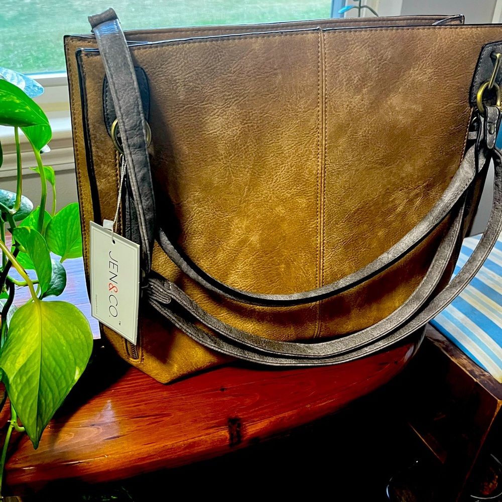 Tan boutique shoulder bag
